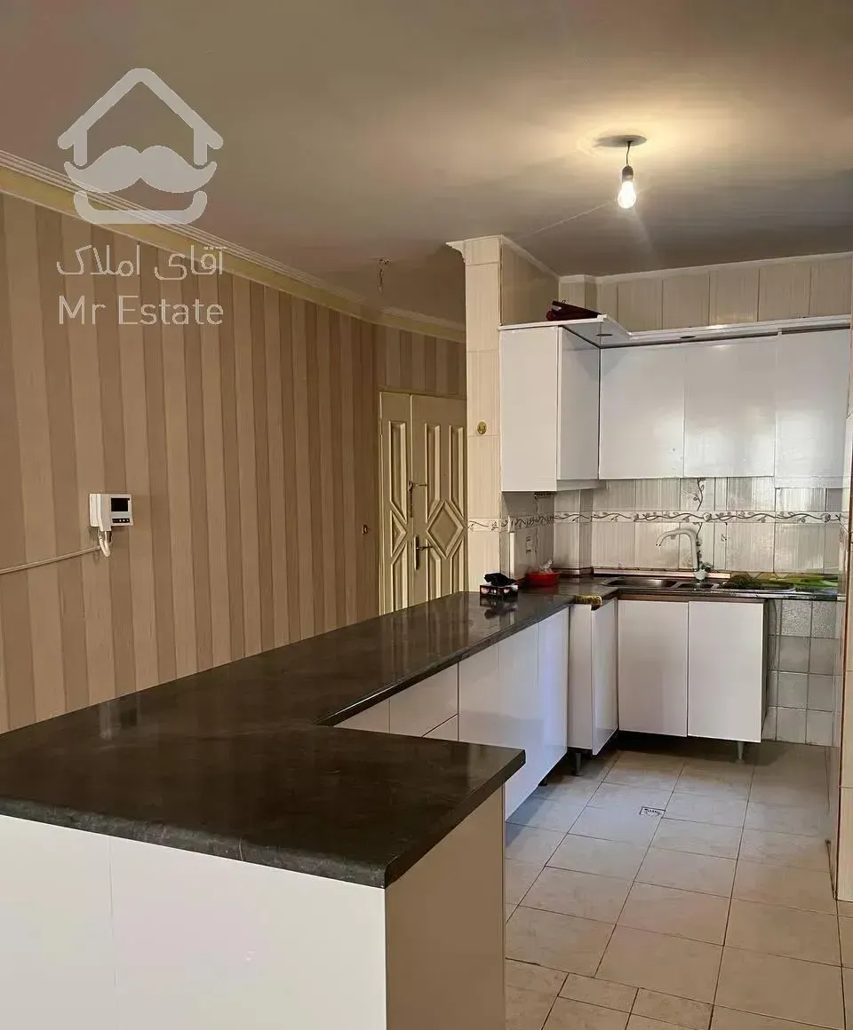 ۱۱۰متر/ویو دار/برج/غرق در نور