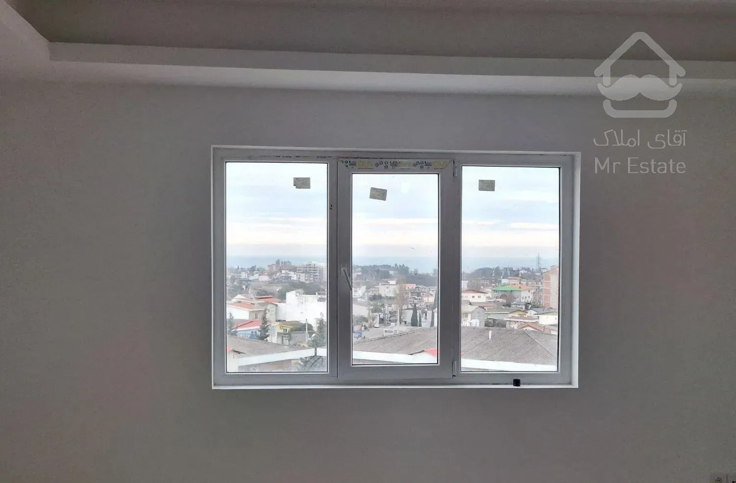 فروش آپارتمان ۱۰۴ متری دید دریا طبقه ششم