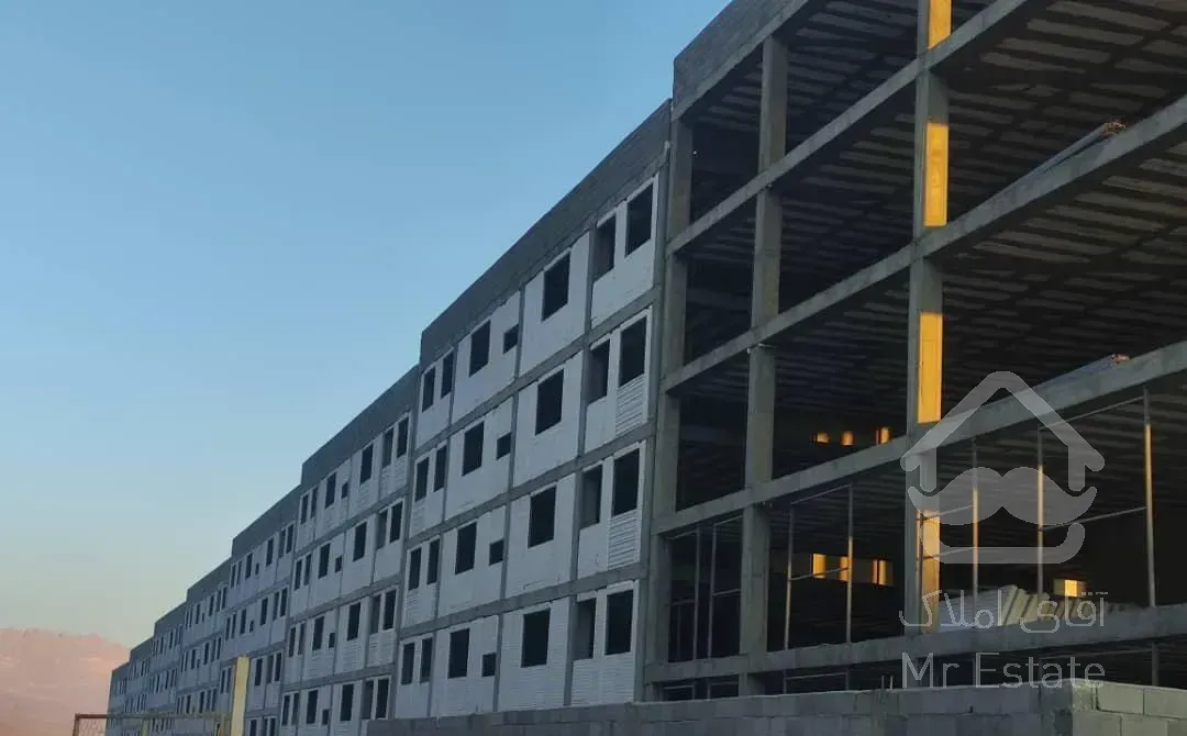 فروش آپارتمان ۹۰ متری ۲ خوابه