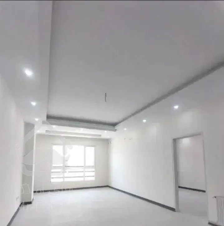 ۶۰متر فول/زیر قیمت/رو به آفتاب/شهران/طوقانی