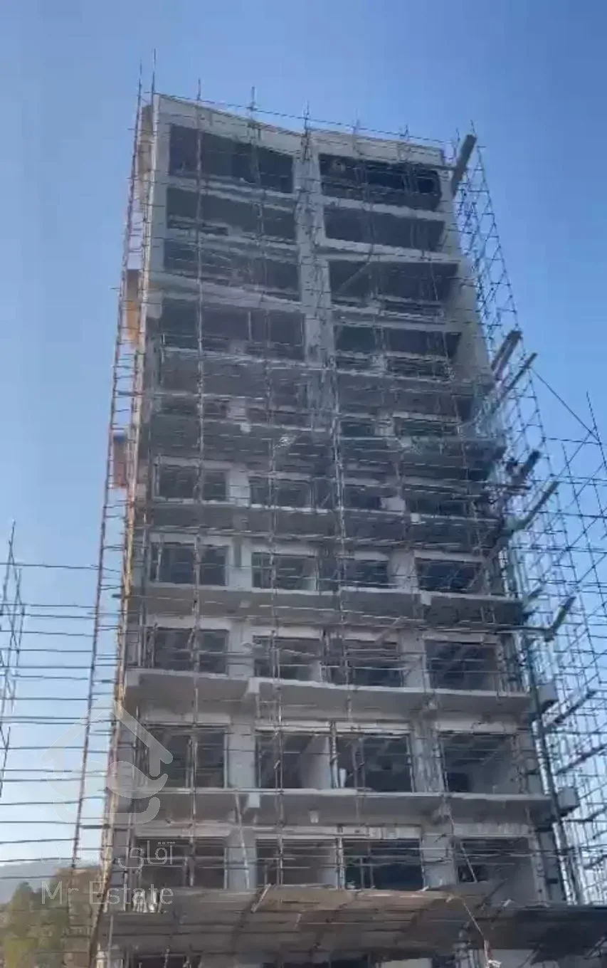 فروش آپارتمان ساحلی نمک ابرود۱۹۸ متری ۳ خوابه