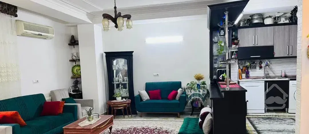 فروش فوری واحد ۸۳ متری طبقه اول اوایل میدان علی