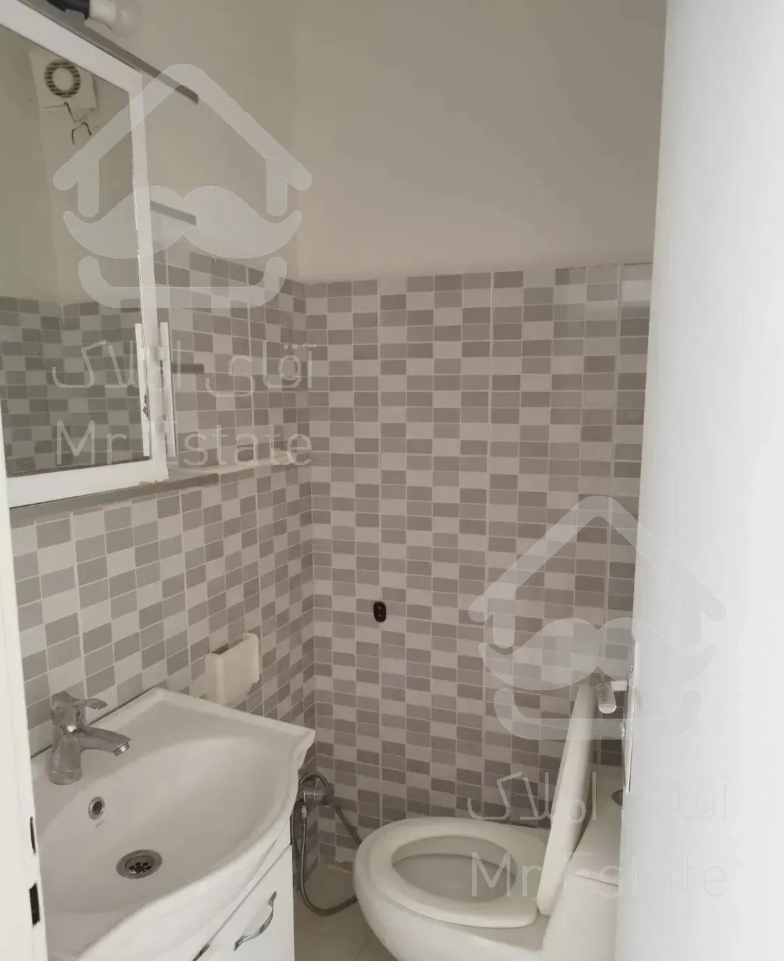 آپارتمان ۵۱ متری (خوش نقشه)