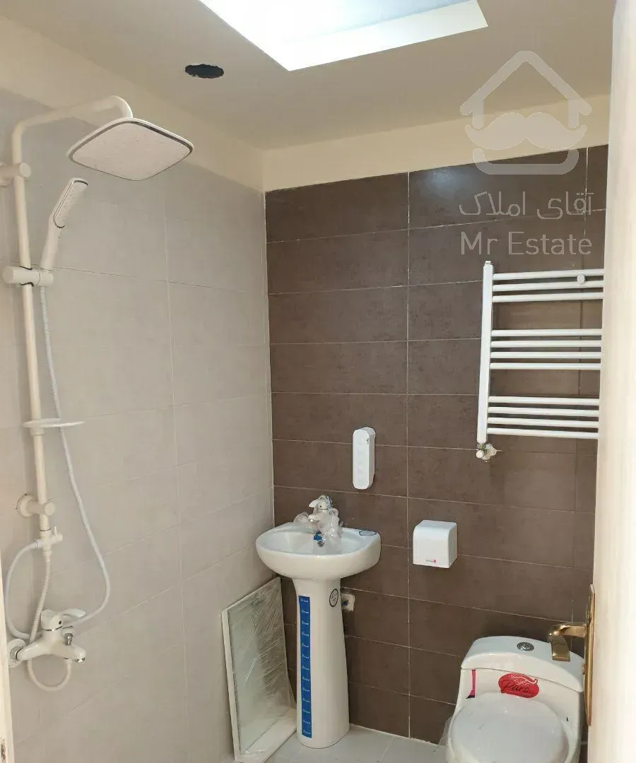 81متری/کلیدنخورده/طبقه سوم/پارکینگ آسانسورانباری