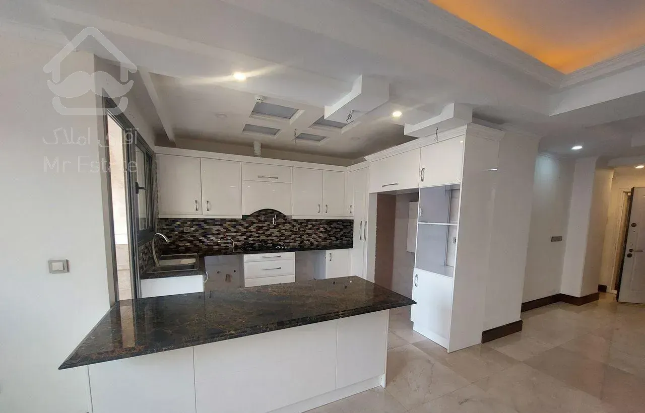 آپارتمان ۱۵۵ متری ، آجودانیه،  ۲ پارکینگ سندی