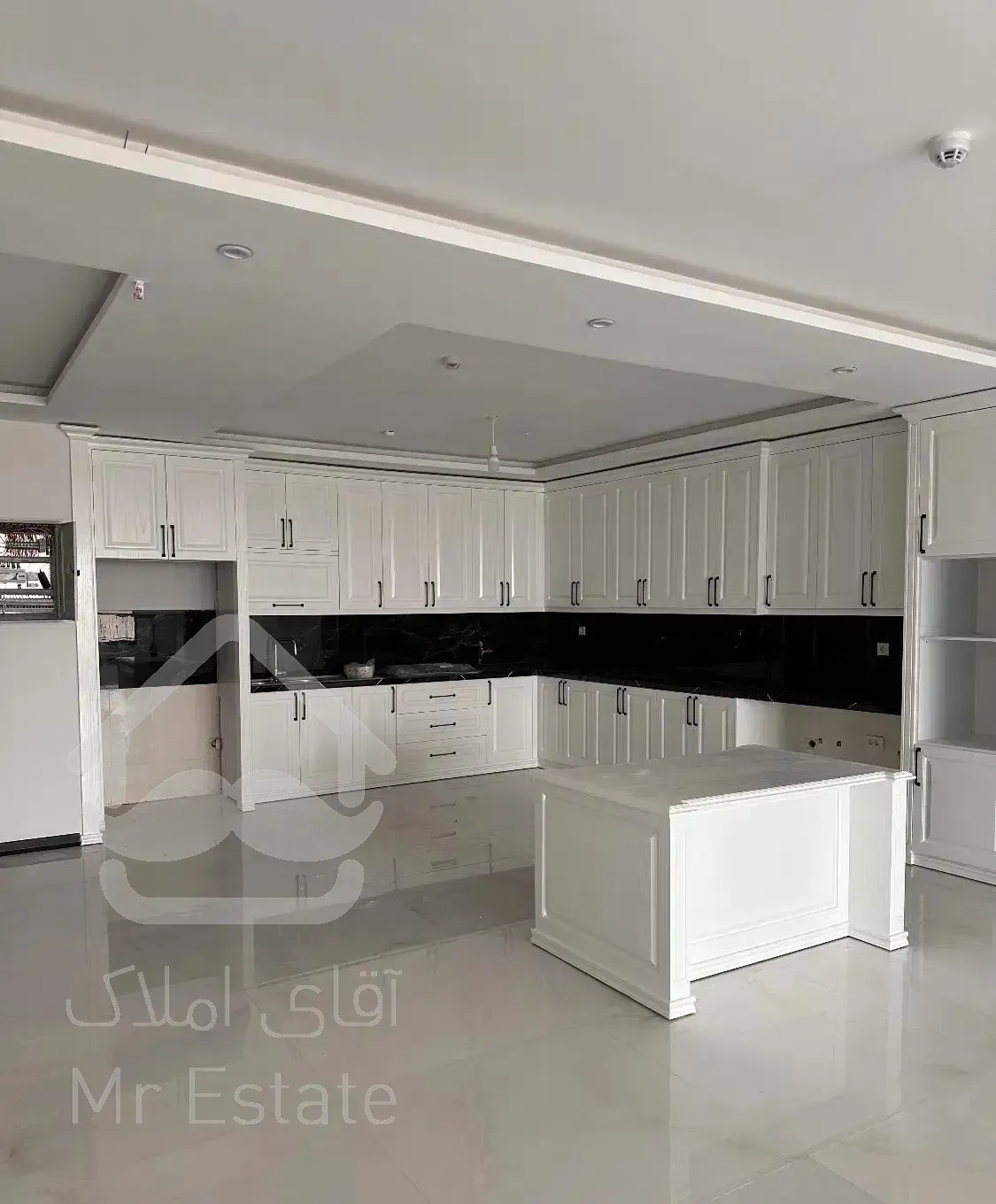 ۱۸۵ متر صفر/ اوایل هفت تیر /طبقه ۵