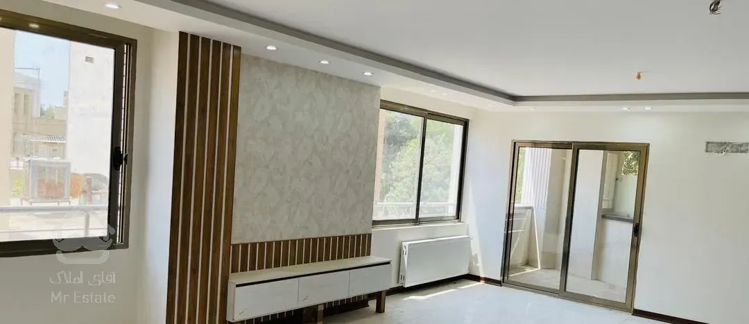 **آپارتمان۱۹۰متر۳خواب صفر فوق شیک خ جی**