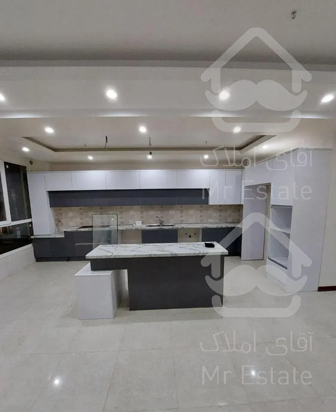 ۱۴۹ متر / تکواحدی / نوساز / فول / دهم نیروهوایی