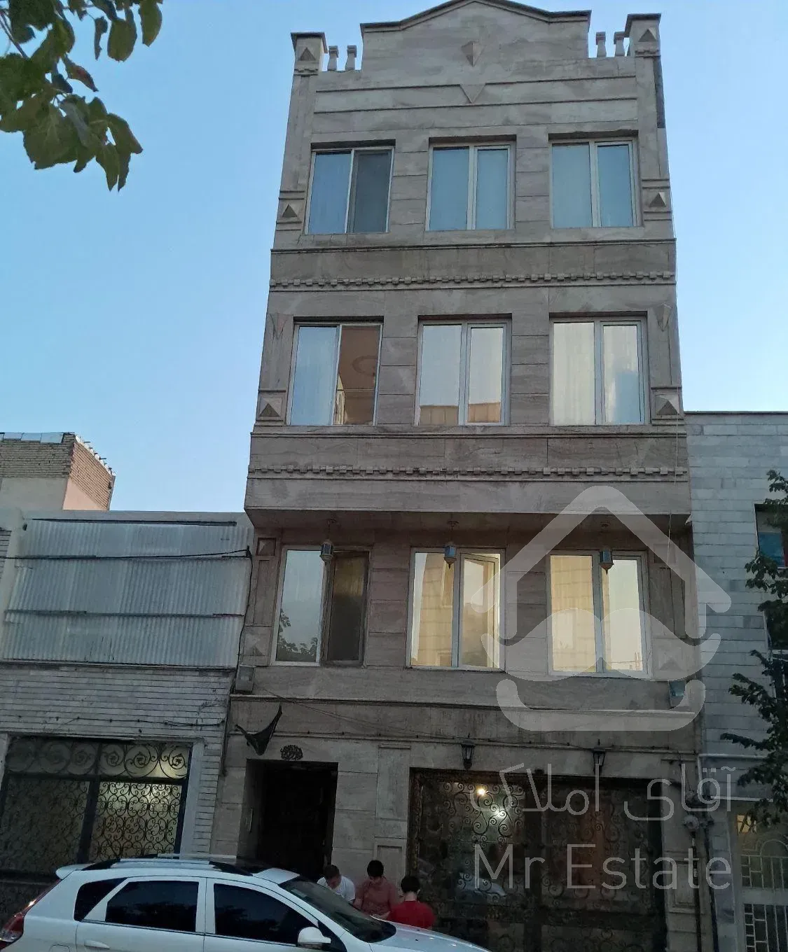 فروش آپارتمان ۶۴ متری ۲ خوابه طبقه ۱