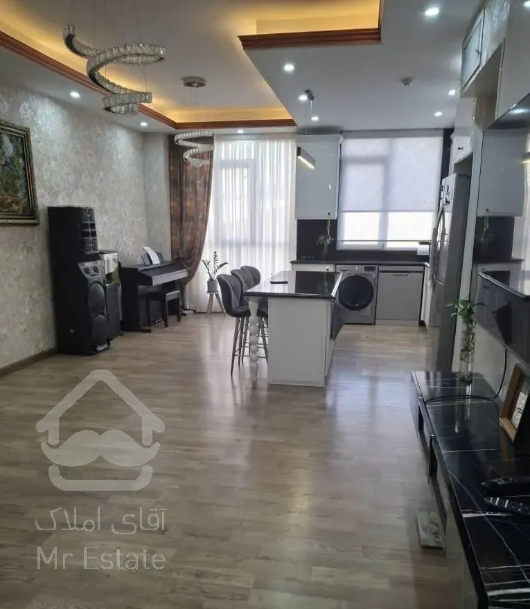 ۹۰متر ۲خواب  بلوار کشاورز ایتالیا