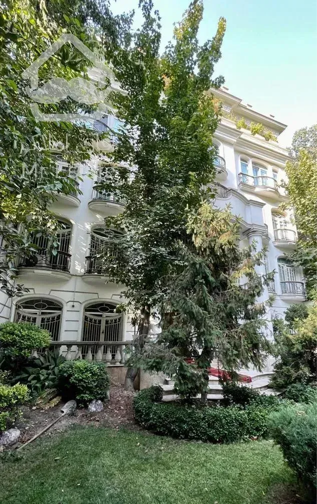 آپارتمان ویلا ۲۲۰ متر دوبلکس با تراس و دید مشجر