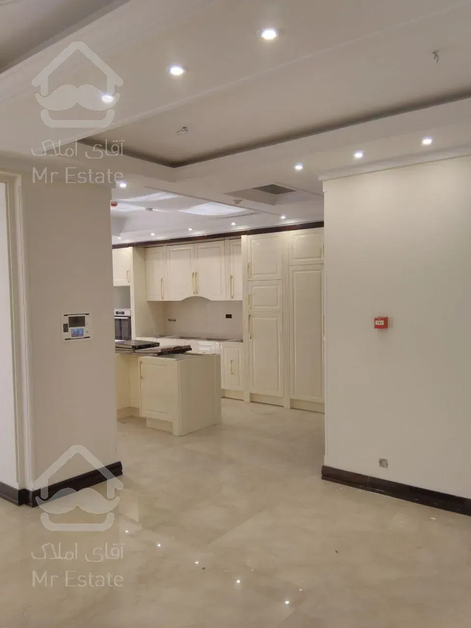 خرید آپارتمان 300 متری نیاوران