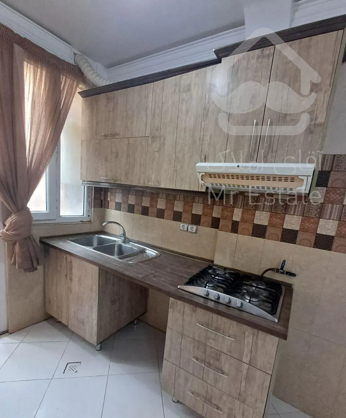 ۳۸ متر.آسانسور دار.تک واحدی