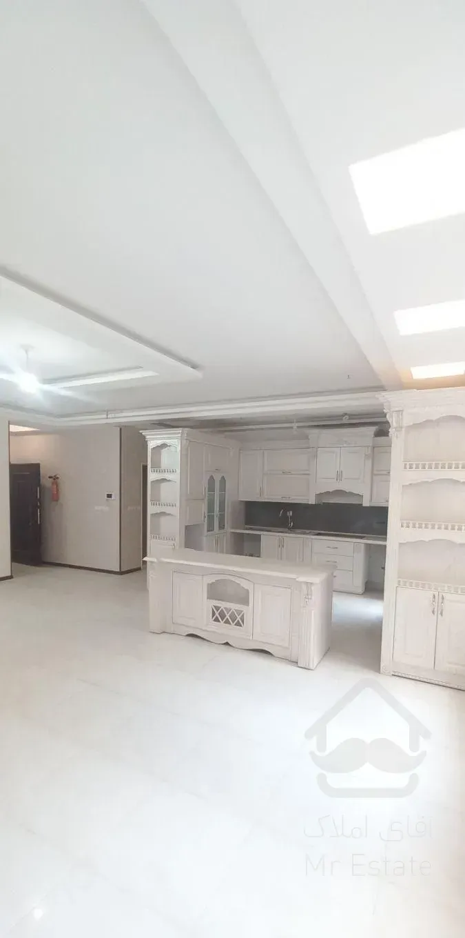 ۱۱۰متری۲خواب تک واحدی ۲نبش سندتک برگ