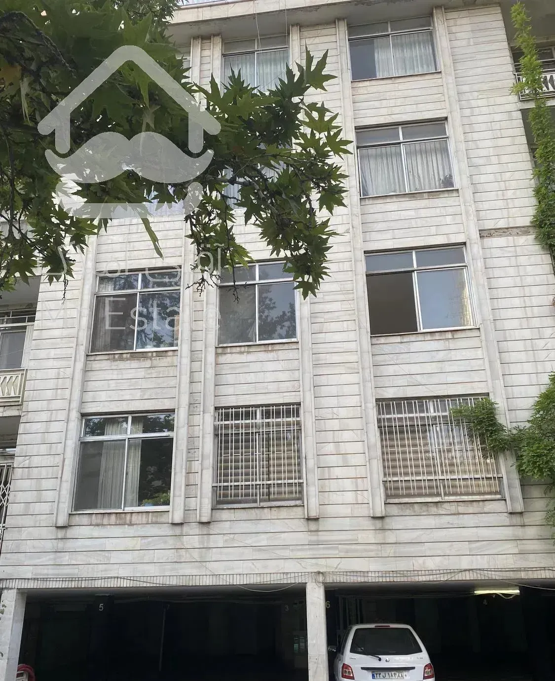 آپارتمان ۱۱۷ متری سه خوابه بر ظفر بدون واسطه