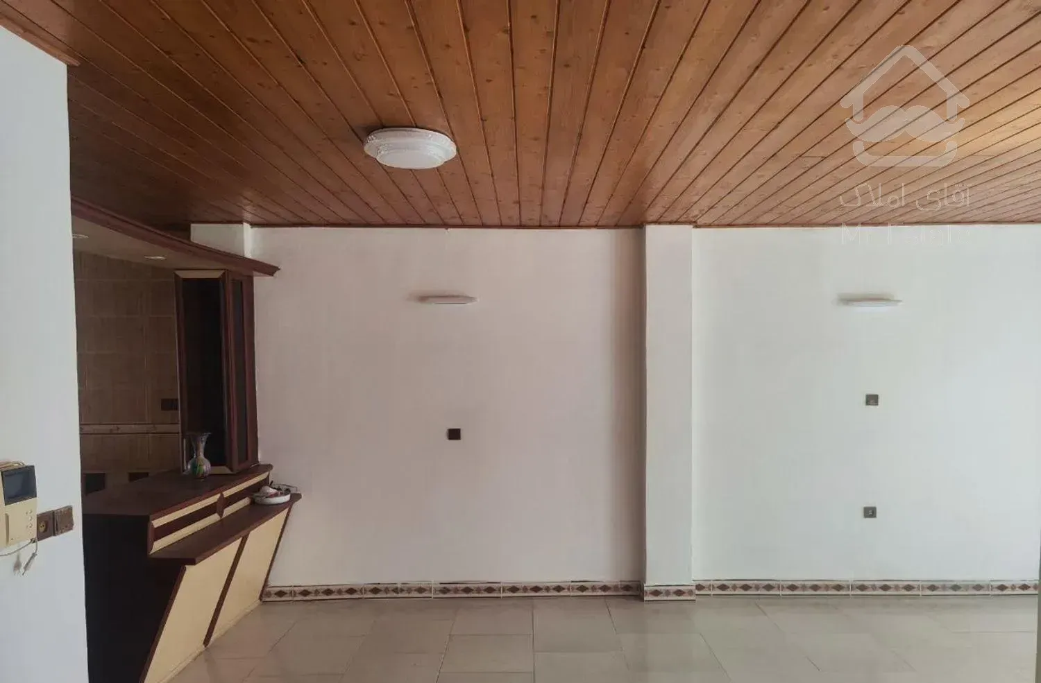 اجاره آپارتمان ۱۰۲ متری ۲ خوابه کولر دار