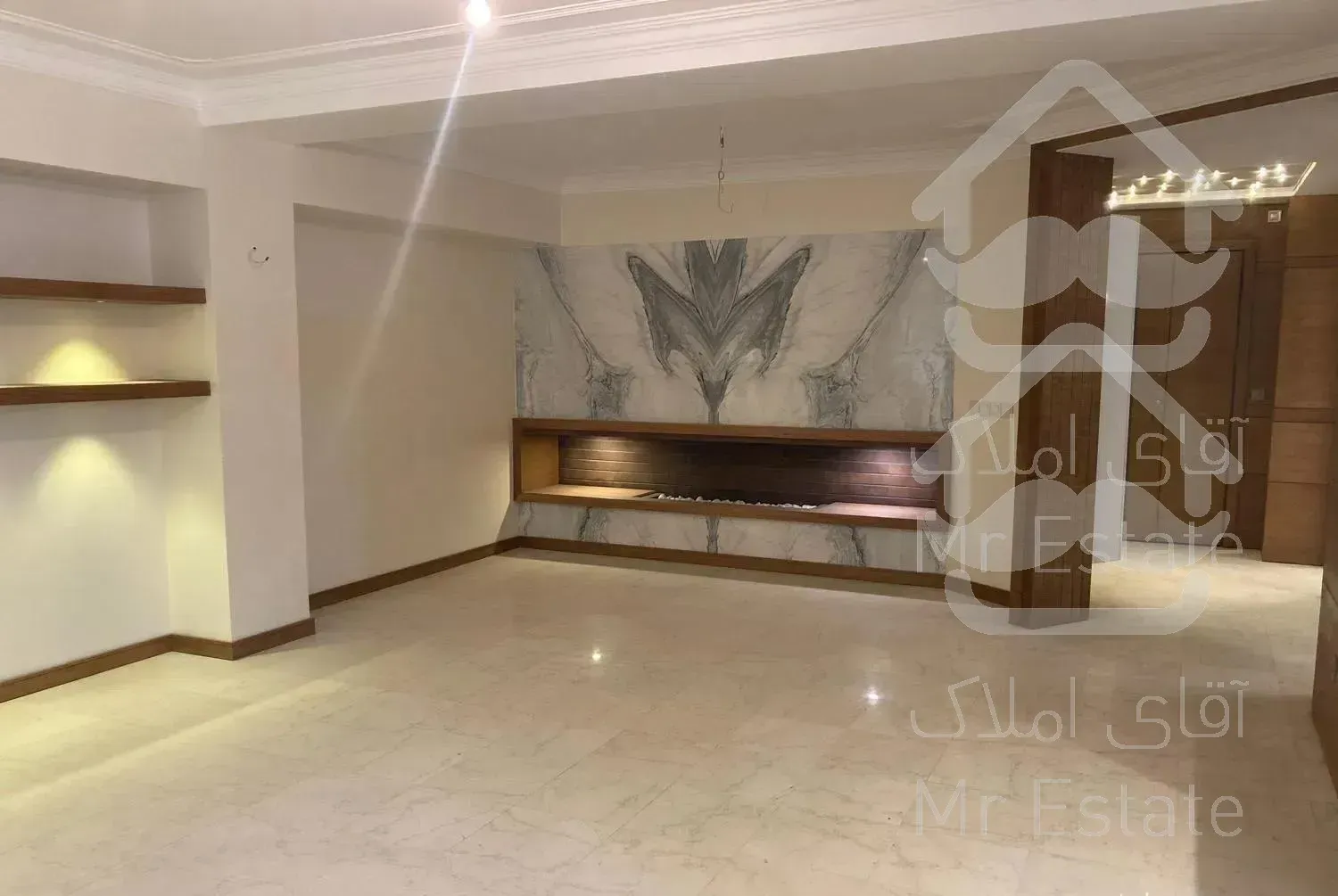 ۱۶۵متر اپارتمان همکف با حیاط اختصاصی در مرداویج