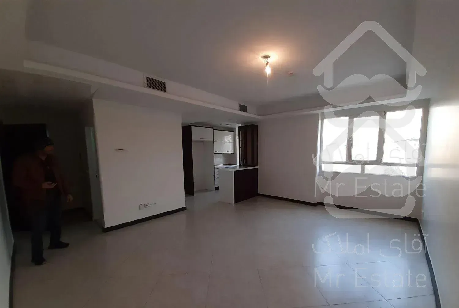 ۸۵ متر  ۲ خواب  ازگل / برج  باغ