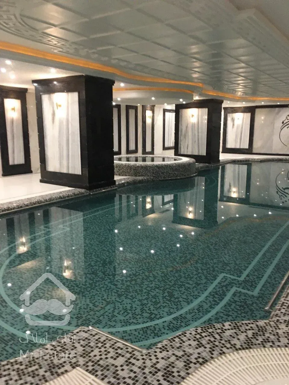 خرید 420 متر در بهترین آپارتمان منطقه در فرمانیه سنبل