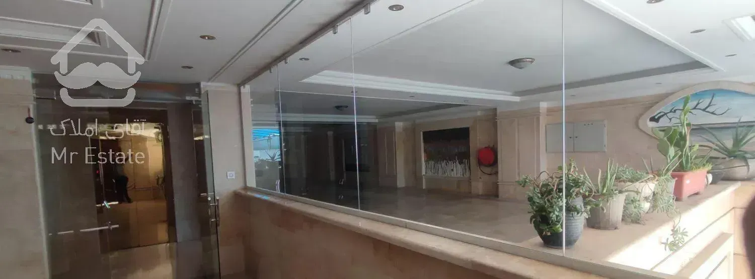 ۲۰۰ متر آپارتمان ۴ خوابه .