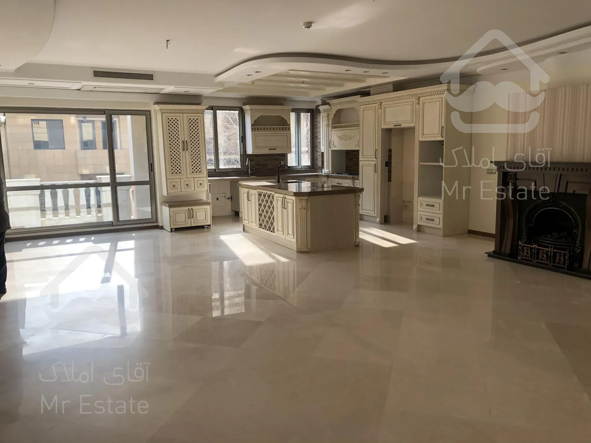 رهن و اجاره آپارتمان ۱۸۰ متری ۳ خوابه فرمانیه