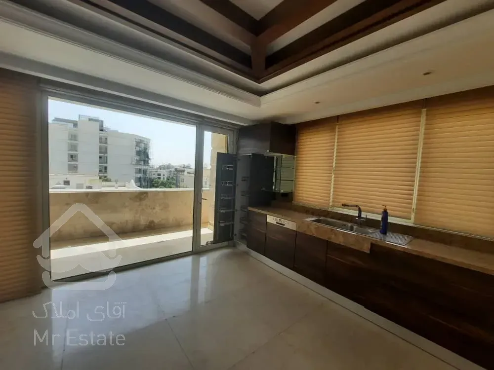 فروش 209 متری فرمانیه