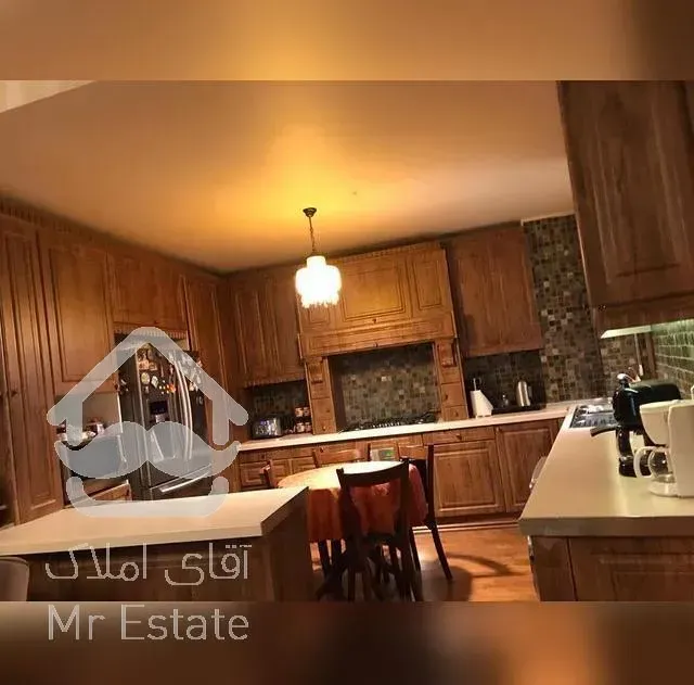 رهن و اجاره 210 متری دیباجی