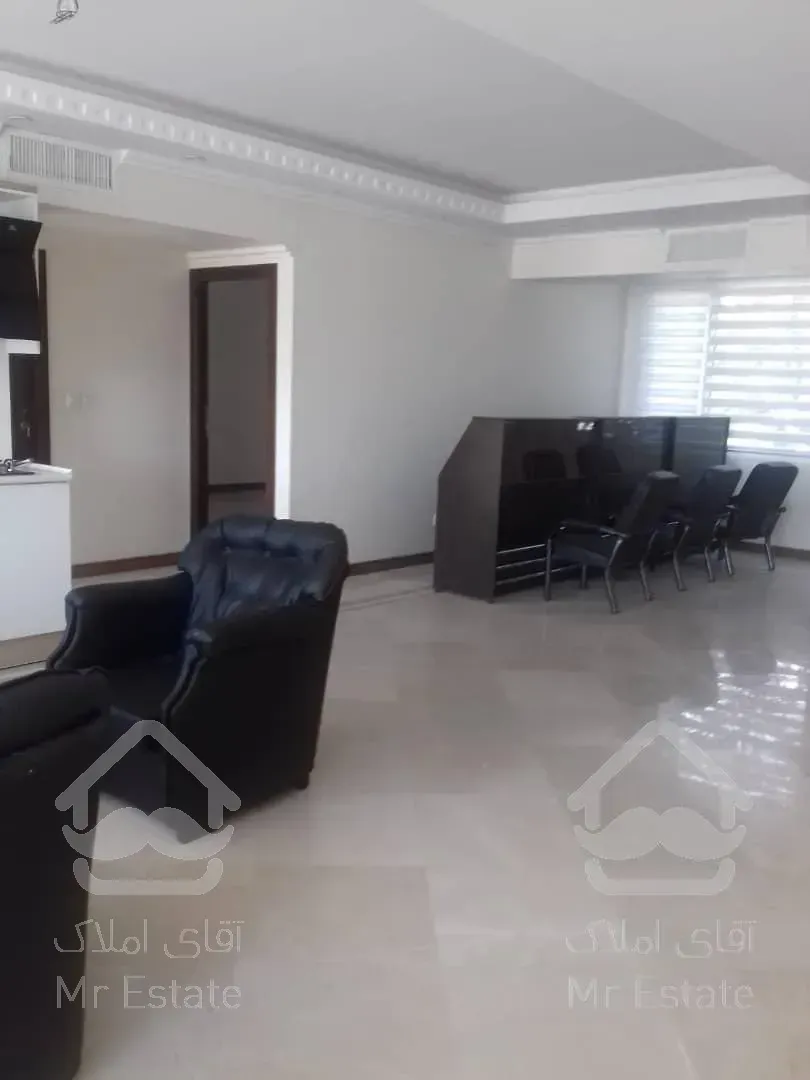 موقعیت اداری بر ولیعصر 106 متر با سند اداری