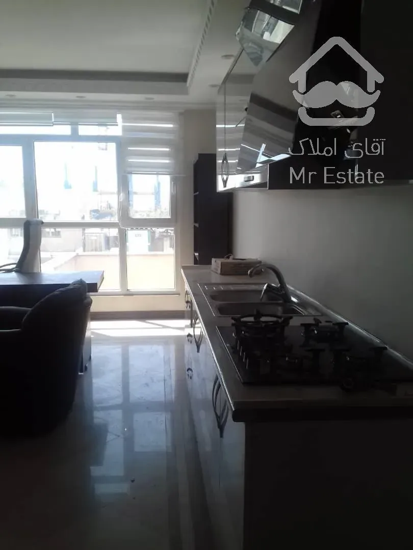 موقعیت اداری بر ولیعصر 106 متر با سند اداری