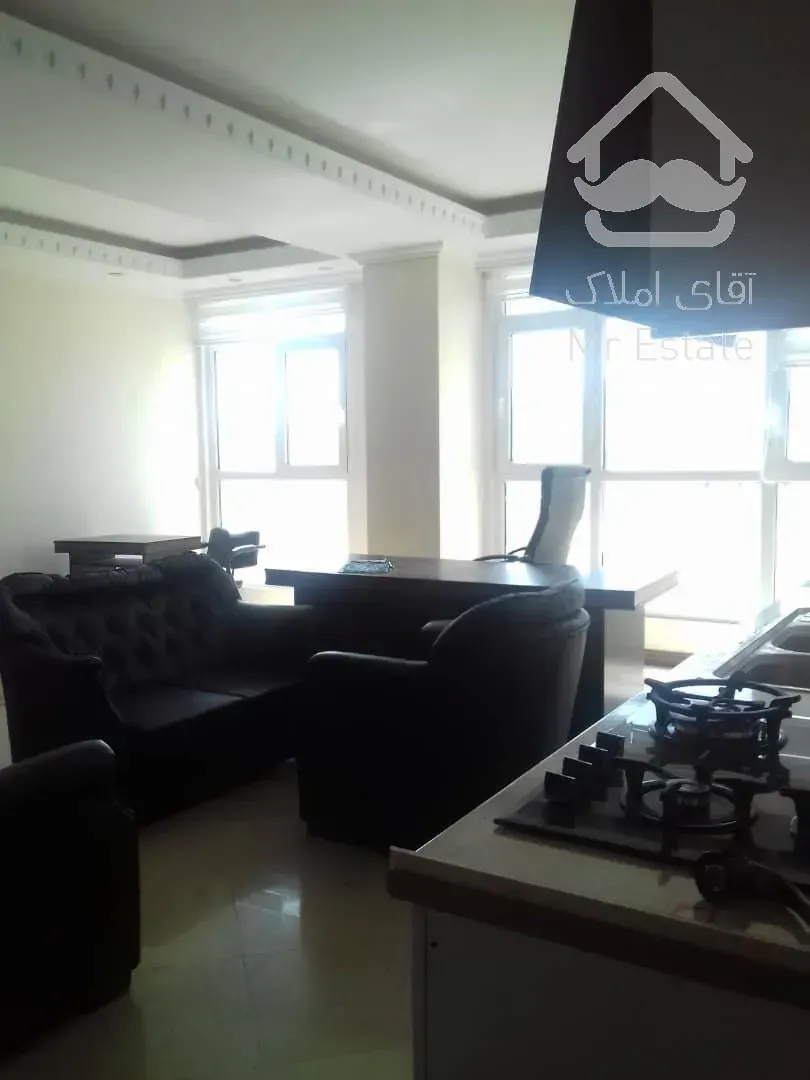 موقعیت اداری بر ولیعصر 106 متر با سند اداری