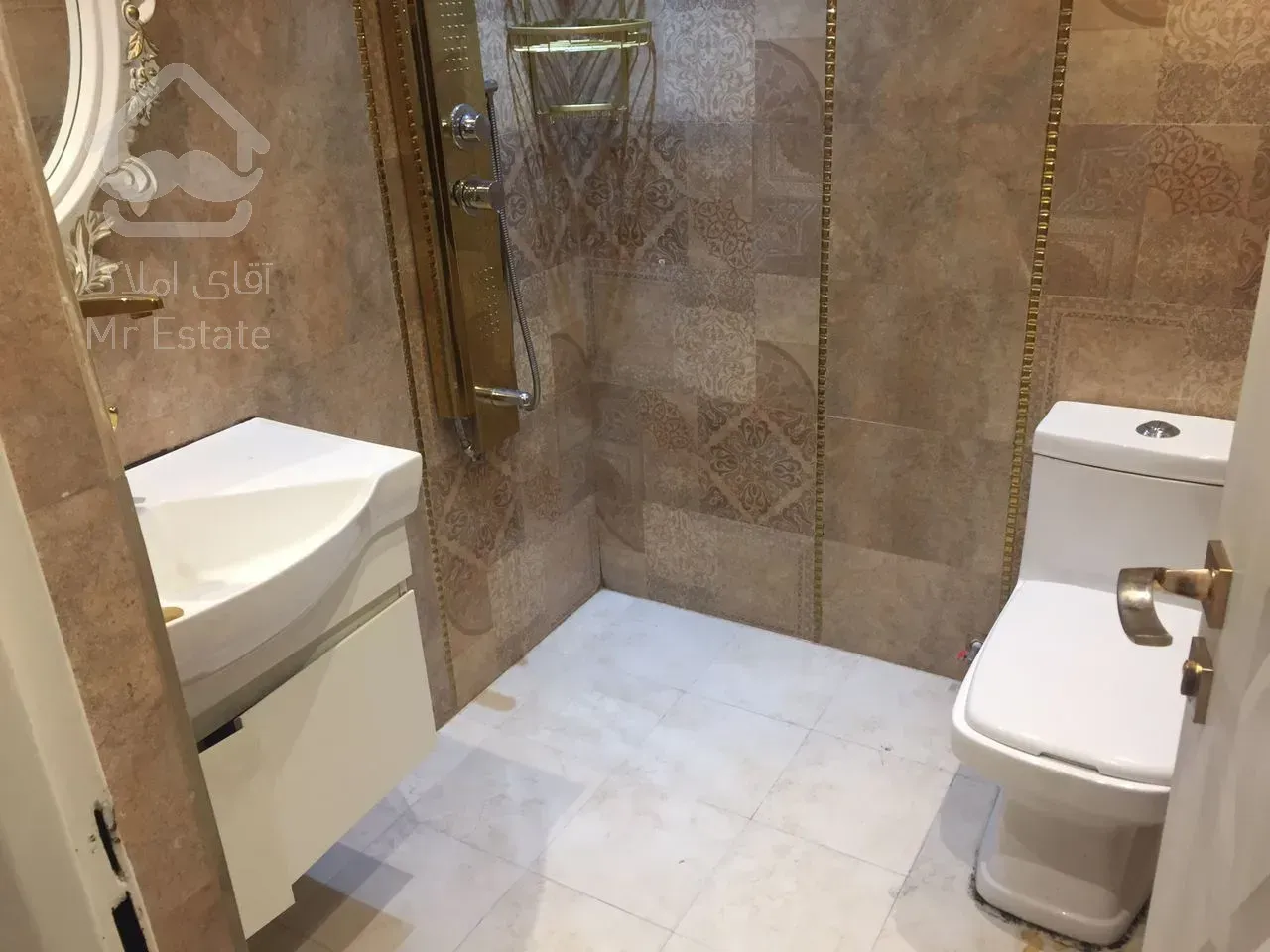 فروش 126 متری منظریه