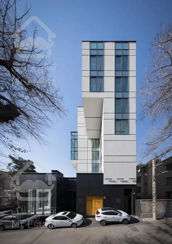 فروش یکجا ملک اداری تجاری دولت