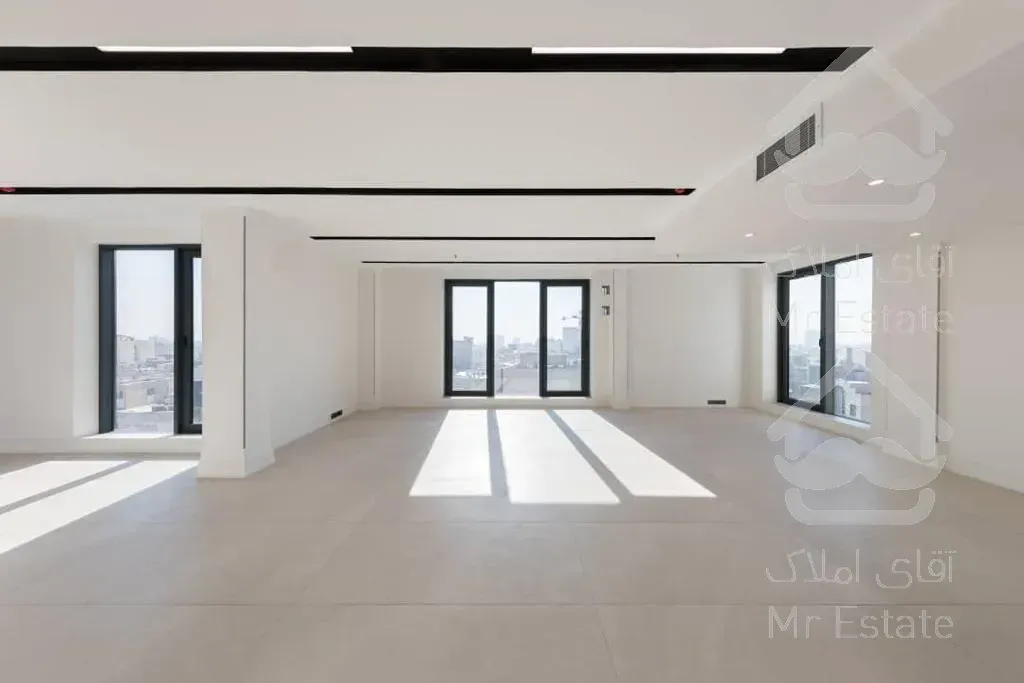 فروش یکجا ملک اداری تجاری دولت