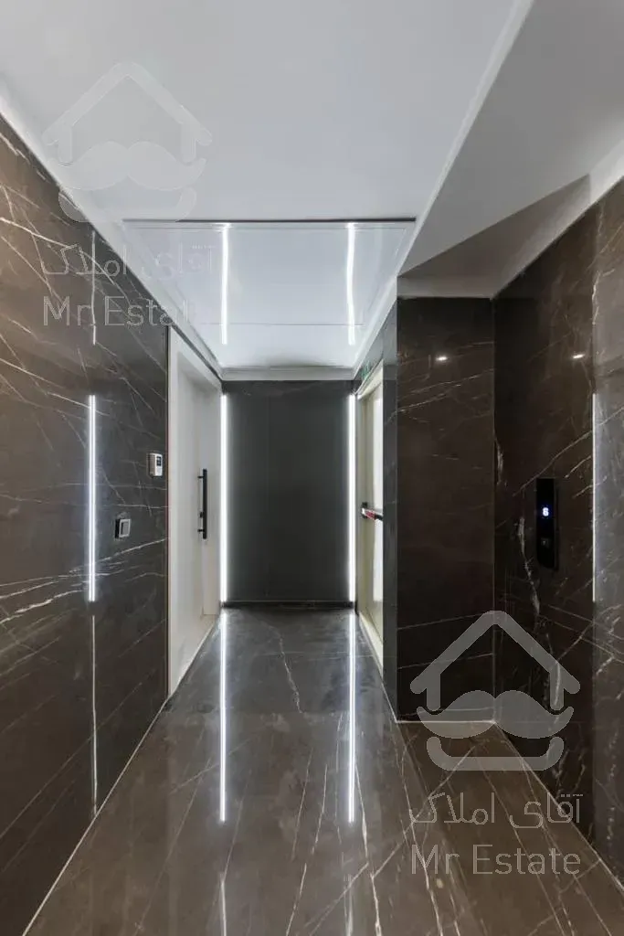 فروش یکجا ملک اداری تجاری دولت