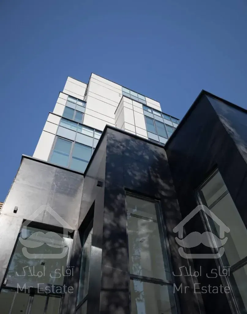 فروش یکجا ملک اداری تجاری دولت