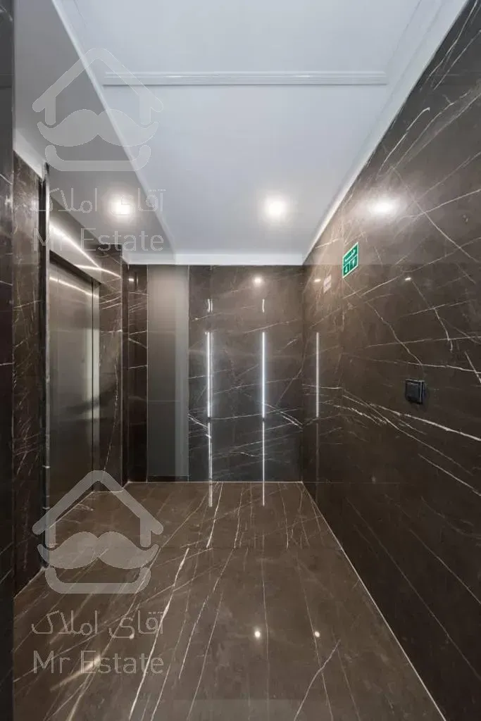 فروش یکجا ملک اداری تجاری دولت