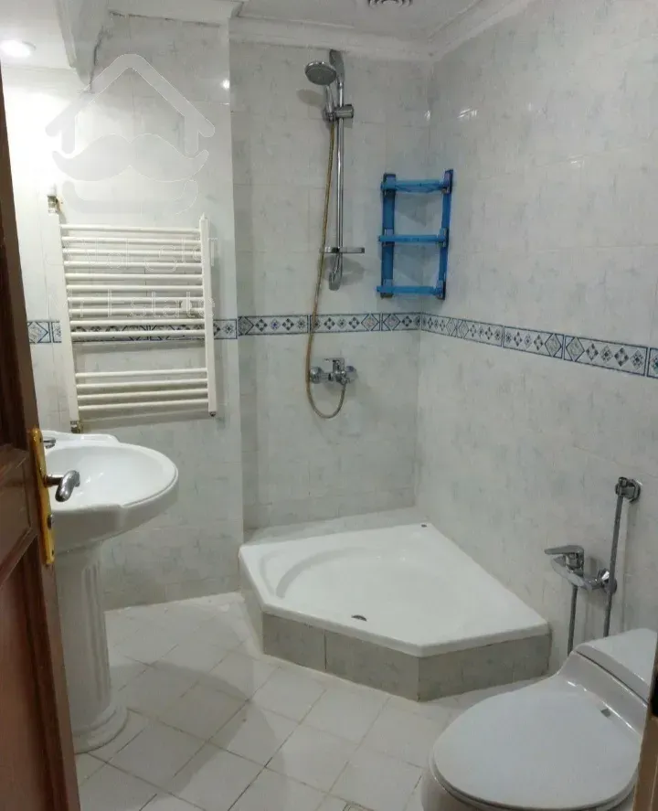 اجاره 120 متری میدان قبا