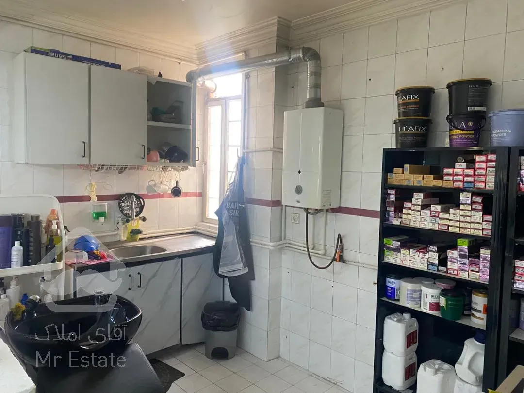 آپارتمان موقعیت اداری بهترین نقطه گلشهر.سر خیابان مینا