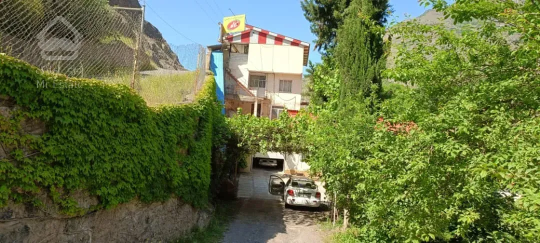 ویلا و مغازه و باغ