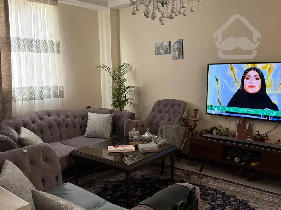 فروش آپارتمان باسازی شده -قیمت به صرفه -به خریدار واقعی تخفیف داده میشه -نورگیر عالی -دو پنجره در پذیرایی