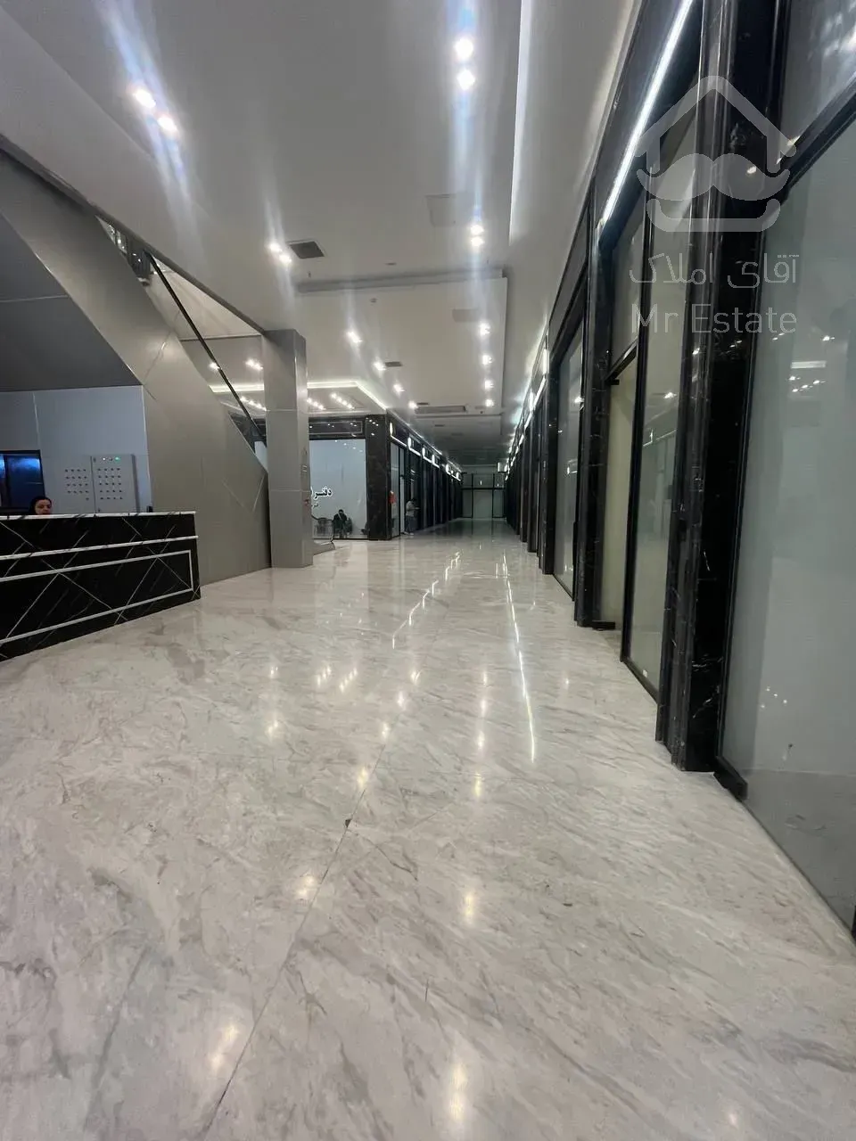 20 متر رهن تجاری رونیکا مال هروی