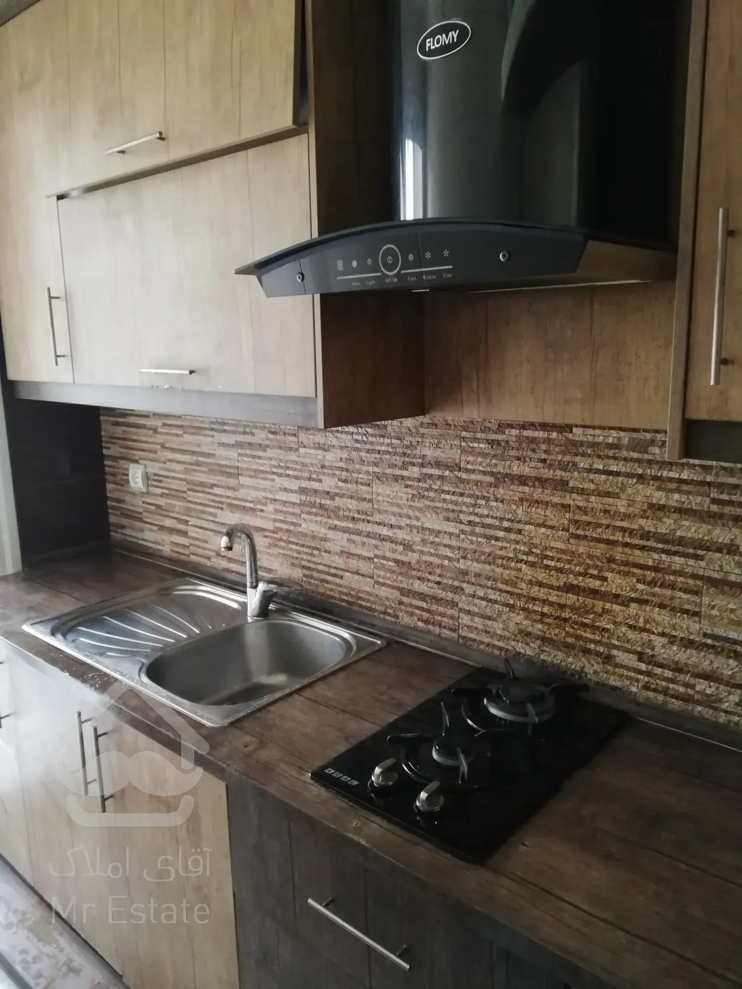 واحد 60 متری اداری ستاری پایین  کوروش مال