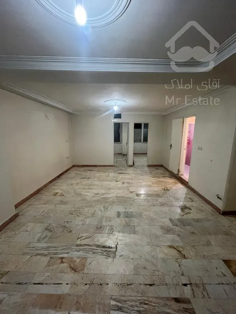 واحد 67 متری با بالکن و انباری