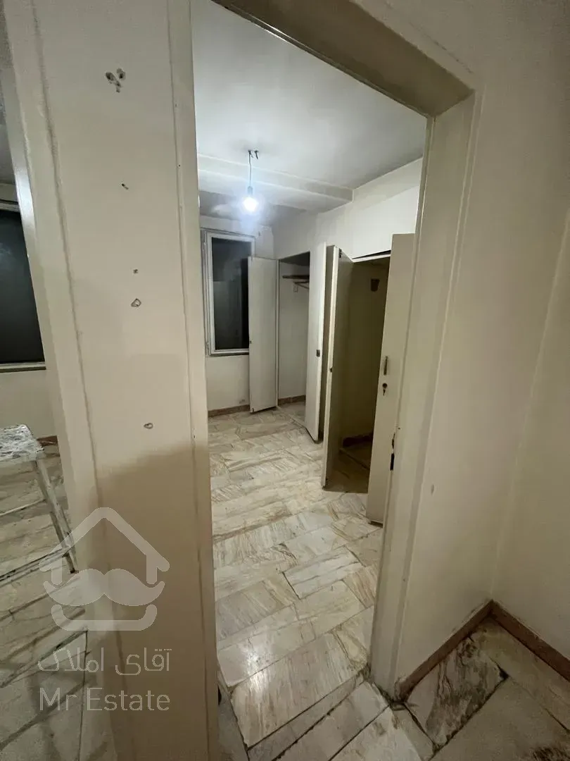 واحد 67 متری با بالکن و انباری