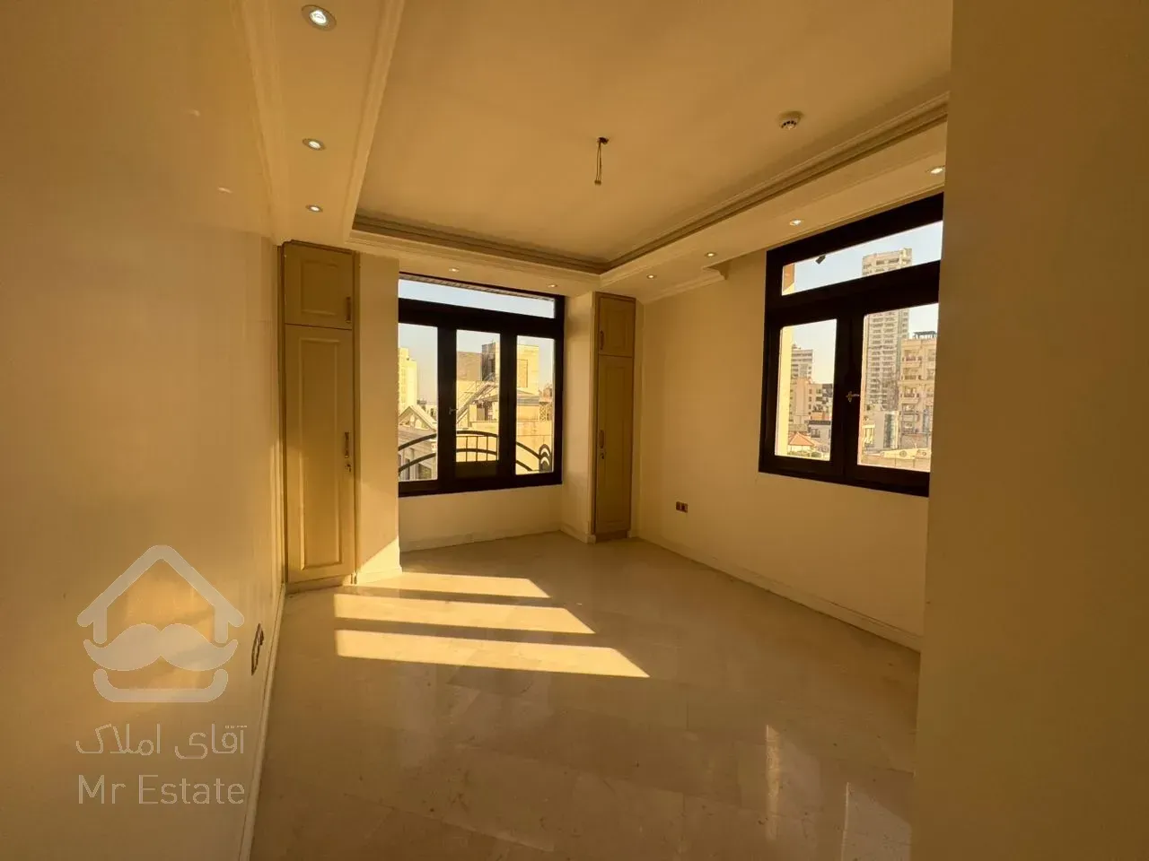 فرشته 200 متر 3 خواب مستر - دارای تور بازدید مجازی