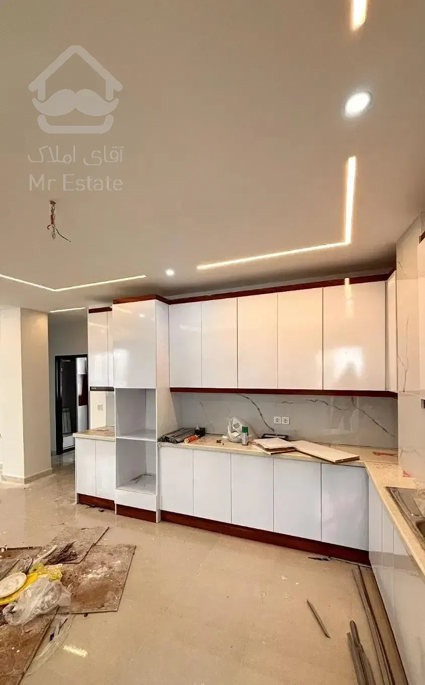 فروش واحد ۱۱۰ متری واقع در خیابان طالقانی