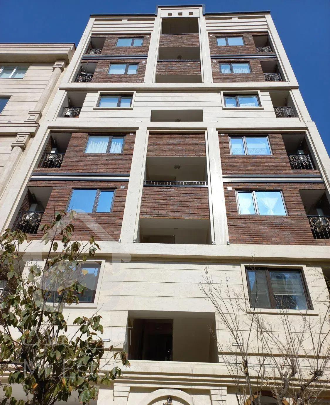 105متر 2ساله فول خ 152 فلکه اول