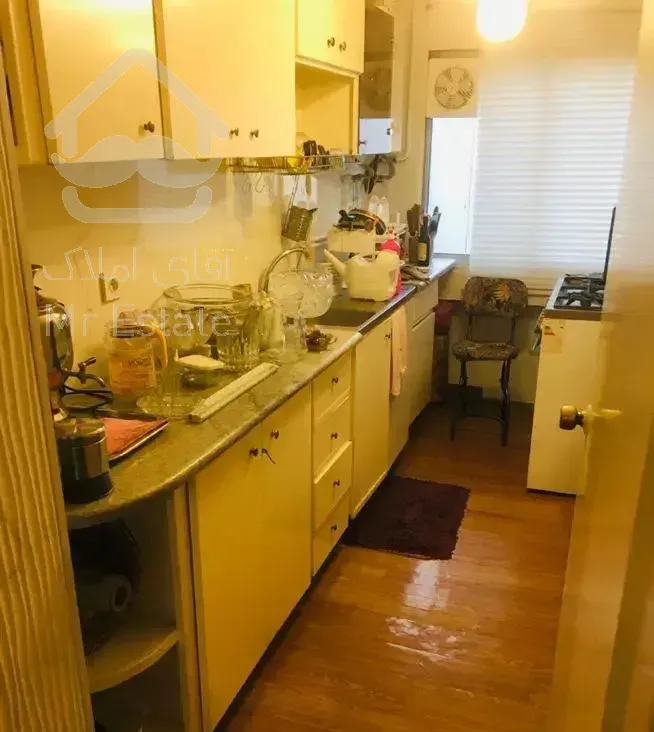 فروش آپارتمان گلاب/دوخوابه/انباری/بالکن/پارکینگ