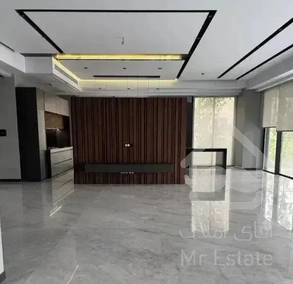 ۱۴۰متر/سه خواب/فول امکانات/سالن سرتا سر پرده خور