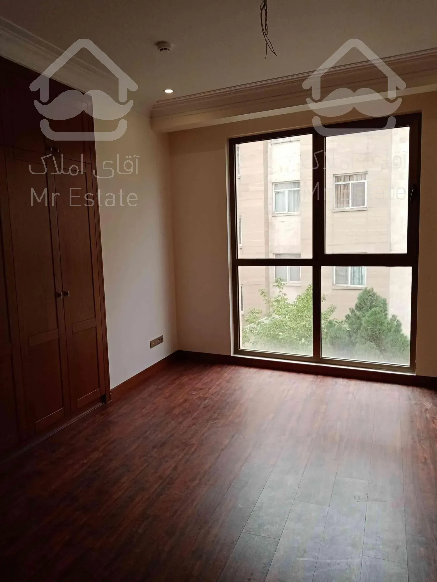 192 متر اندرزگو فول مشاعات /شخصی ساز